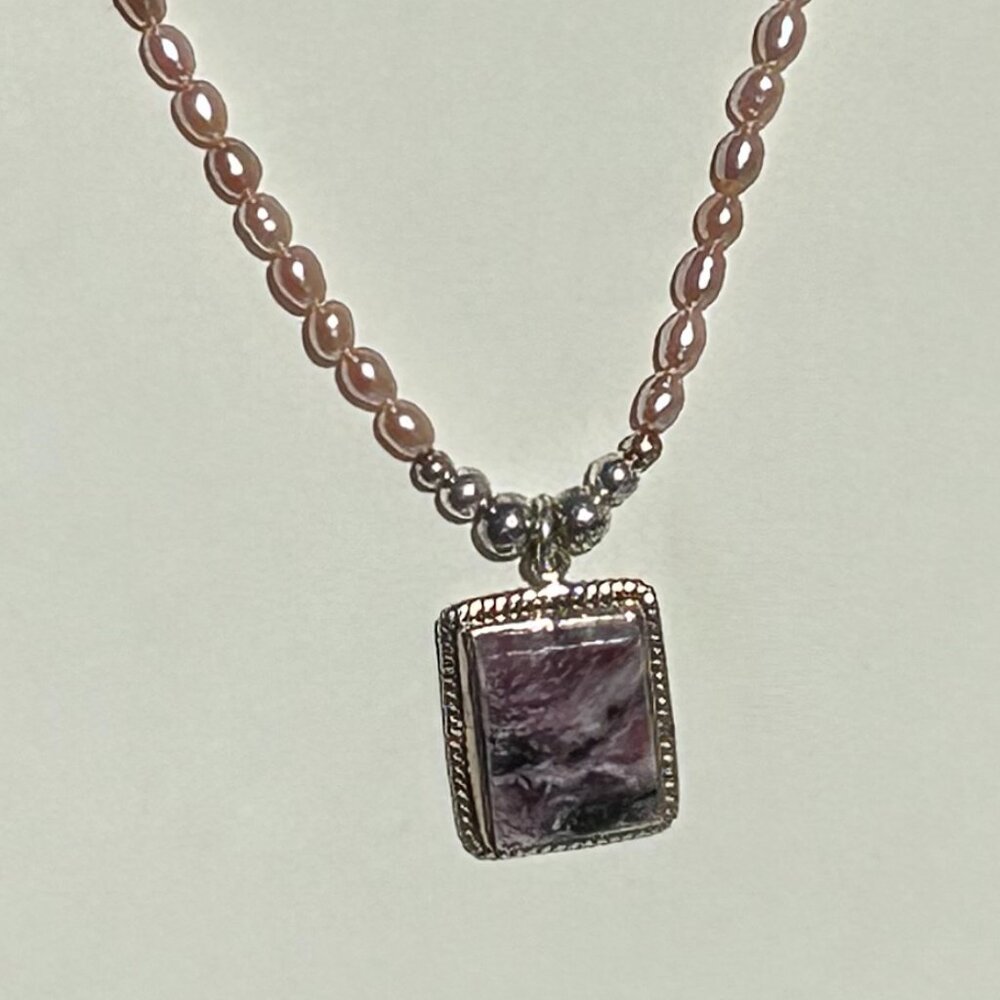Sterling Silver and fresh water pearls necklace.